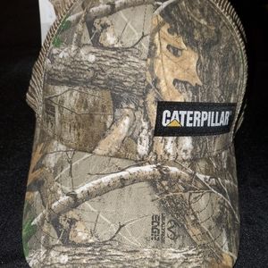 NEW Caterpillar Real Tree Mesh Back Camo Hat
